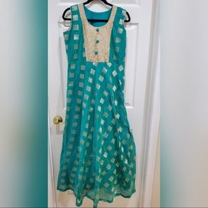 Indian outfit/ indian clothe/ salwar keemez / pakistani outfit